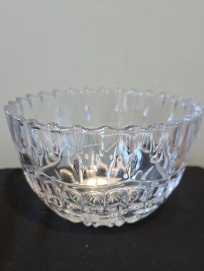 Clear Pressed Glass Scalloped Bowl